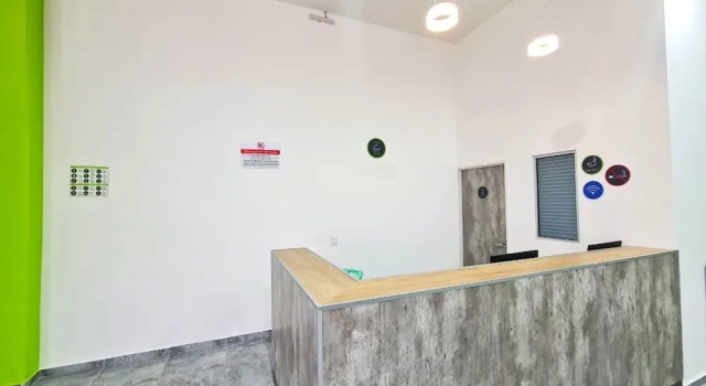 Sr Suites