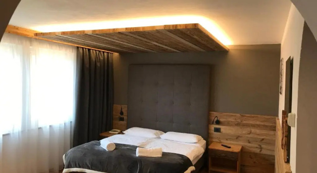 Полулюкс Arnica Mountain Hotel
