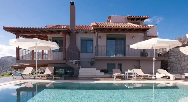 Вилла Villa Near Seaside Village With Pool