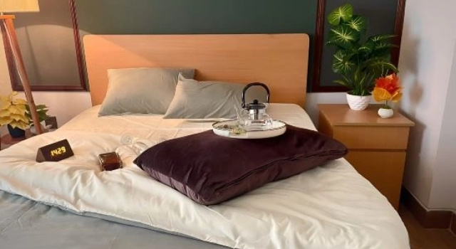 Люкс Studio | Quiet | Secure | Fast WiFi | Near Airport