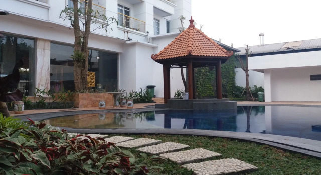 KJ Hotel Yogyakarta, Book Hotel Hoteller i Mantrijeron med pool, Swimmingpool