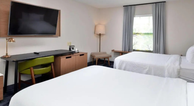 Четырёхместный номер Standard Fairfield Inn & Suites by Marriott Goshen Middletown