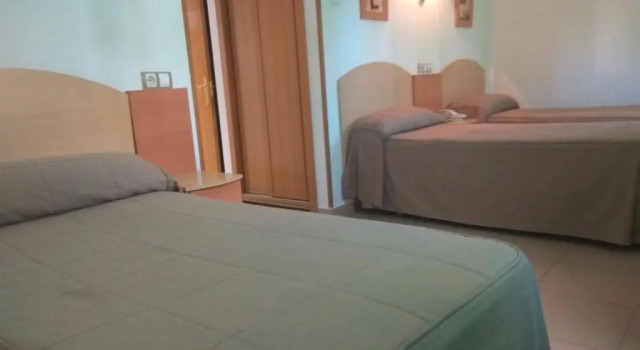 Трёхместный номер Standard Hostal El Arco