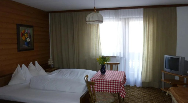 Hotel-Pension Tasma