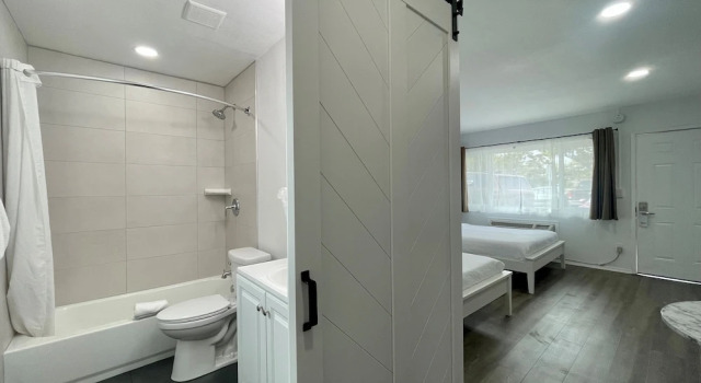 Двухместный номер Premium Budget Inn