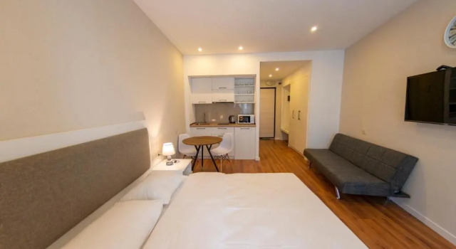 Студия с балконом Dar Tower Apartments