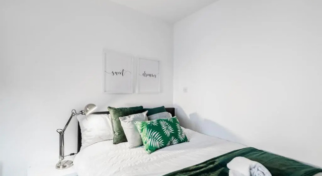 Air Host and Stay - Argyle Apartment sleeps 4 City Centre, Varaa Huoneisto Asunnot kohteessa Merseyside, Huoneisto