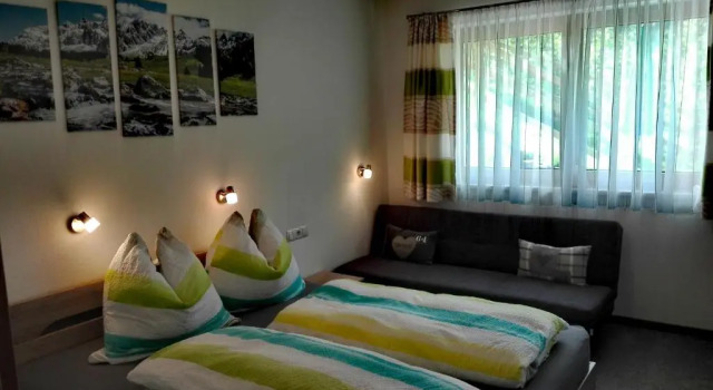 Apart Kristall, Rezerwuj Hotel Hotele w Tyrol z parkingiem, Parking