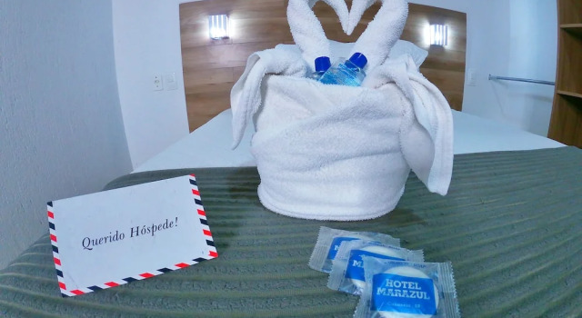Люкс с балконом Hotel Marazul