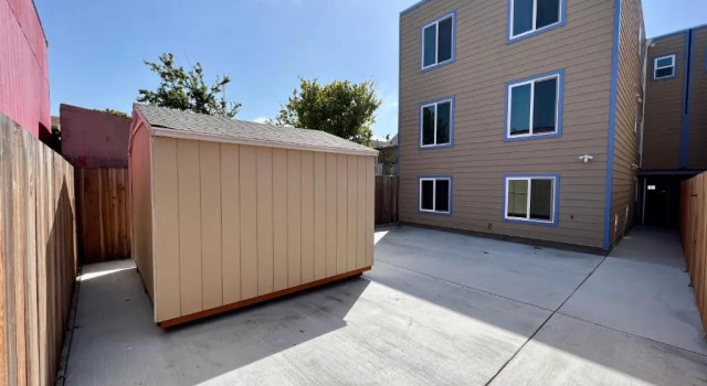 Коттедж Newly Built Luxury Home 1 mile from SF