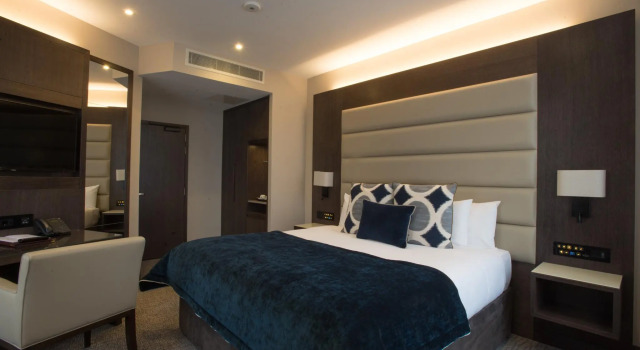Полулюкс The Kings Head Hotel