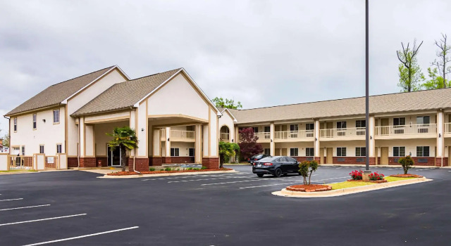 Bryant Inn & Suites, Boek Hotel Hotels in Missouri met zwembad, Zwembad