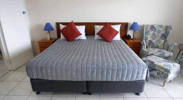 Студия Airlie Court Units