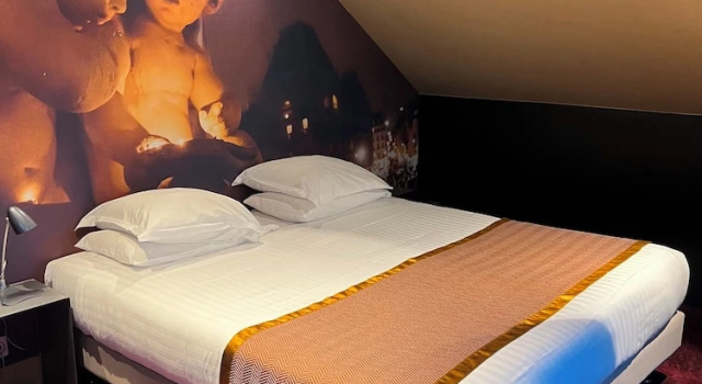 Трёхместный номер Standard Hotel Sixteen Paris Montrouge