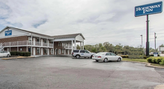 Suite Rodeway Inn Jackson
