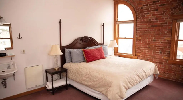 Номер Superior The Victor Hotel