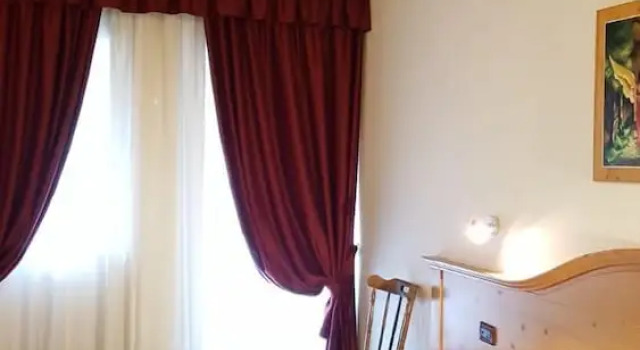 Двухместный номер Standard с балконом Hotel Garni Al Nardis