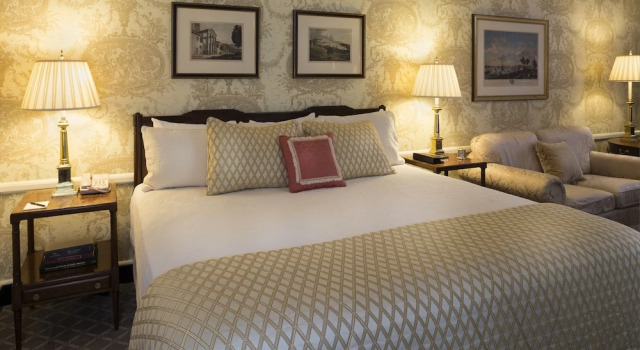 Двухместный номер Superior Williamsburg Inn, an official Colonial Williamsburg Hotel