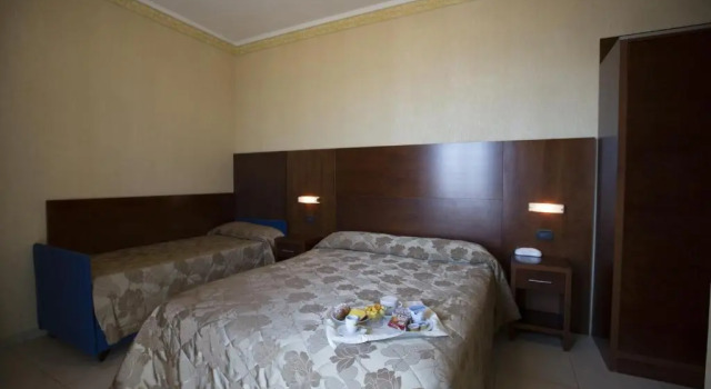 Трёхместный номер Superior с видом на море Hotel Metropole