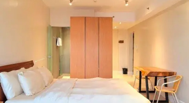 Двухместный люкс Deluxe StayLuxia Manilabayview 1-5 BR Suites w/Balcony Bayview Pool Netflix