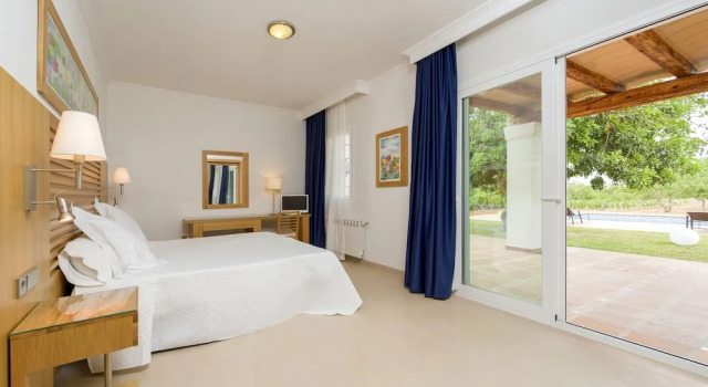 Es Casals Nou, Book Villa Hotels in Ibiza with a Pool, Swimming Pool