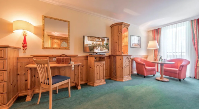 Двухместный номер Deluxe с балконом Hotel Vitalquelle Montafon