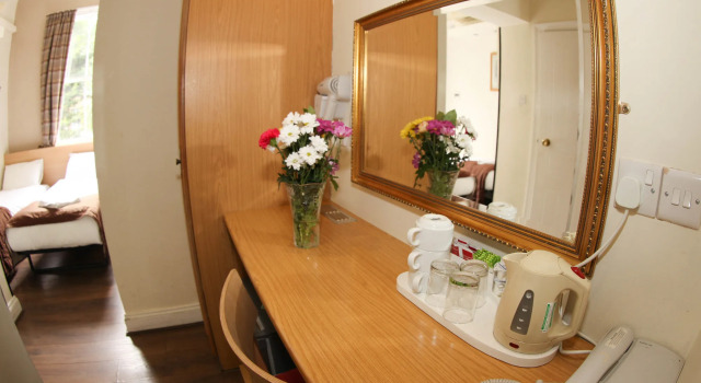 Holland Court Hotel