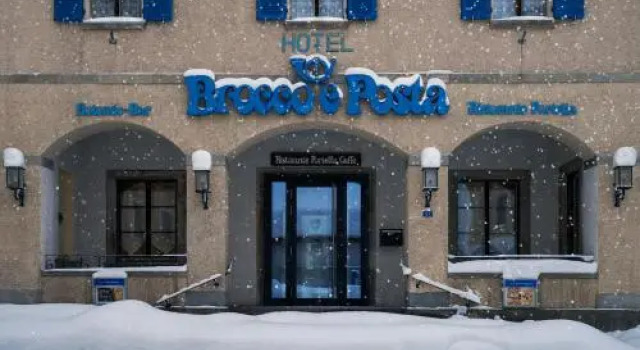 Hotel Brocco & Posta, Book Hotel Mesocco Moesano