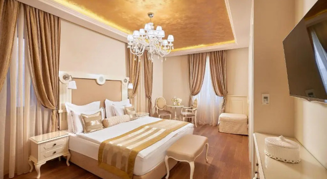 Номер Deluxe Piazza Heritage Hotel