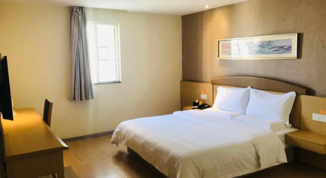 7 Days Inn Nanning Star Avenue Branch, Rezerwuj Hotel Hotele w Nanning z parkingiem, Parking