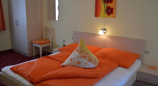 Haus Gstrein Huben, Забронировать Отель Отели Тироля 3 звезды, 3*