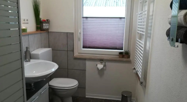 Апартаменты Ferienwohnung am Reinhardswald - Eichenlaub -