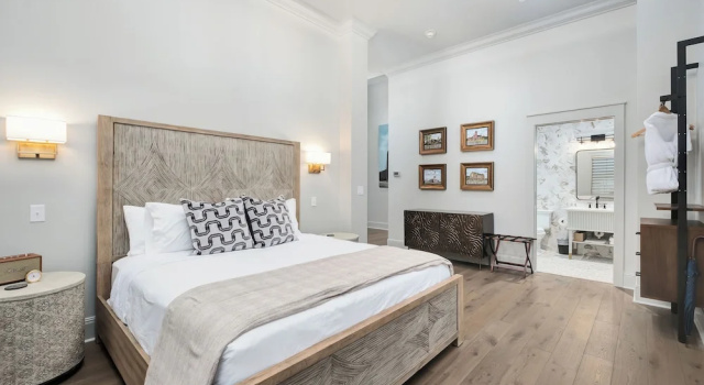 Люкс Luxury с видом на город The Flying Fifty Hotel, a Luxury Boutique Hotel