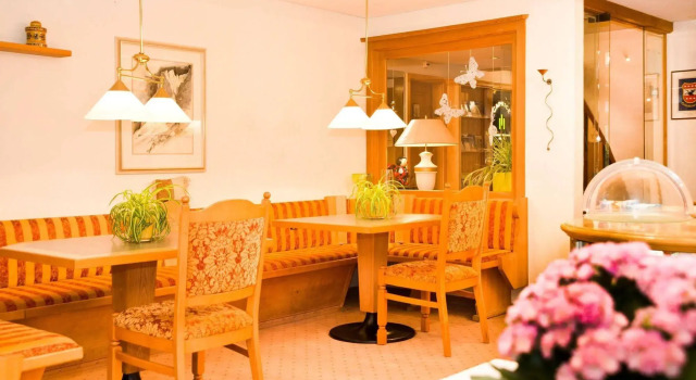 Hotel Caprice