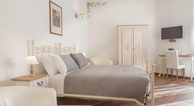 Номер Standard Donna Margherita Rome Suite & Rooms
