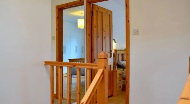 2 Bedroom Home Near Croke Park, Забронировать Дом для отпуска Виллы Дублина, рядом с Dublin District Coroner's Court, Вилла