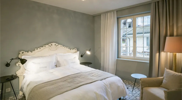 La Couronne Atelier Dependance