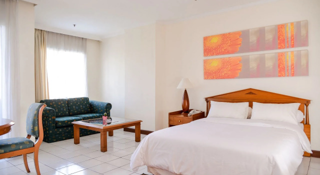 Griya Prapanca Apartment, Buchen Sie Ferienwohnung Hotels in Provinz Jakarta mit Frühstück, Frühstück