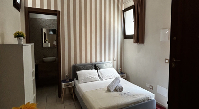 De Falconibus Srls, Book Hotel 3-stjernede hoteller i Pulsano, 3*