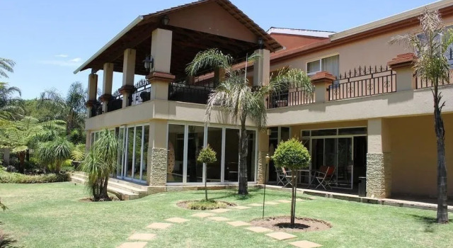 Summer Place Boutique Hotel