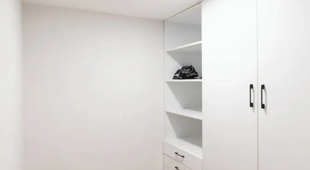 Stones Throw Apartments, Забронировать Апартаменты/квартира Недорогие отели Тбилиси, рядом с Марджанишвили, недорого