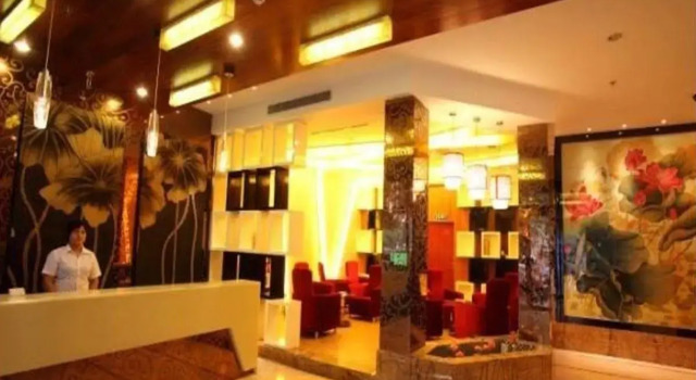 Yiwu Bangke Business Hotel