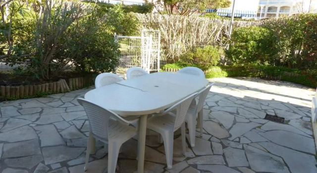 Maison Le Lavandou, 2 pièces, 4 personnes - FR-1-308-85