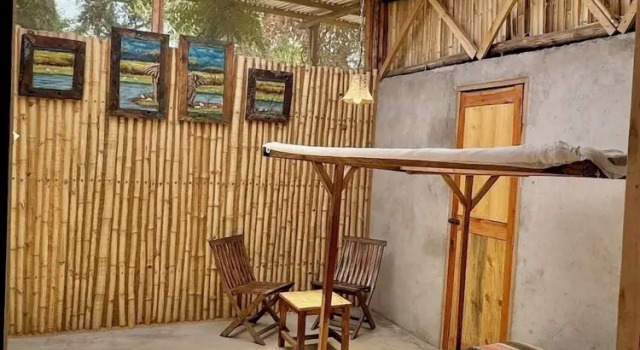 Люкс Economy Baker & Sons Safari Company