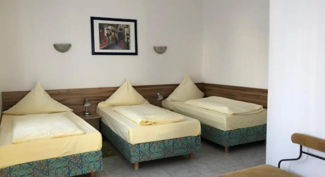 Трёхместный номер Standard Parkhotel Friedrichstrasse