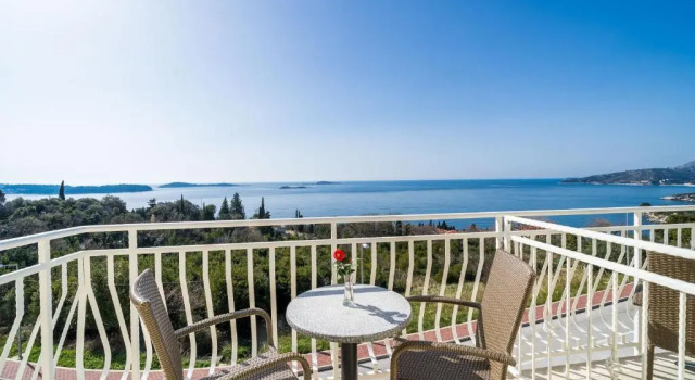 Двухместный номер Standard с балконом и с видом на море Villa Samba