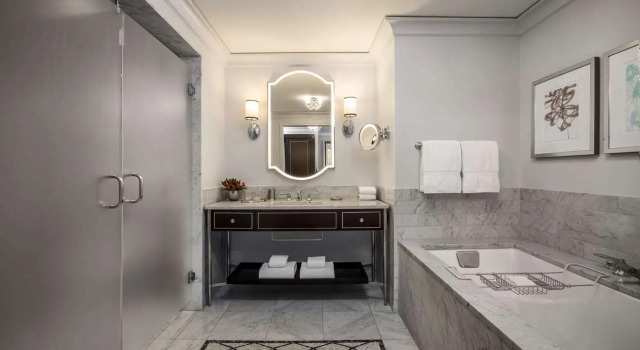 Двухместный номер с камином Deluxe Waldorf Astoria Chicago