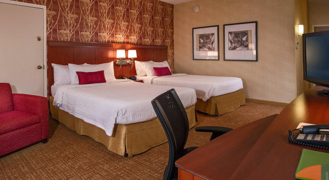 Четырёхместный номер Standard Courtyard By Marriott Baltimore Hunt Valley