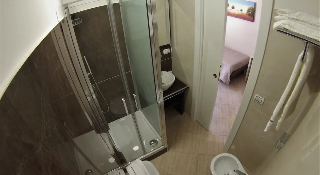 Standard Zimmer mit Blick auf den Innenhof Sonevi Rooms Napoli