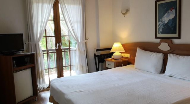 Люкс Efe Hotel Gocek